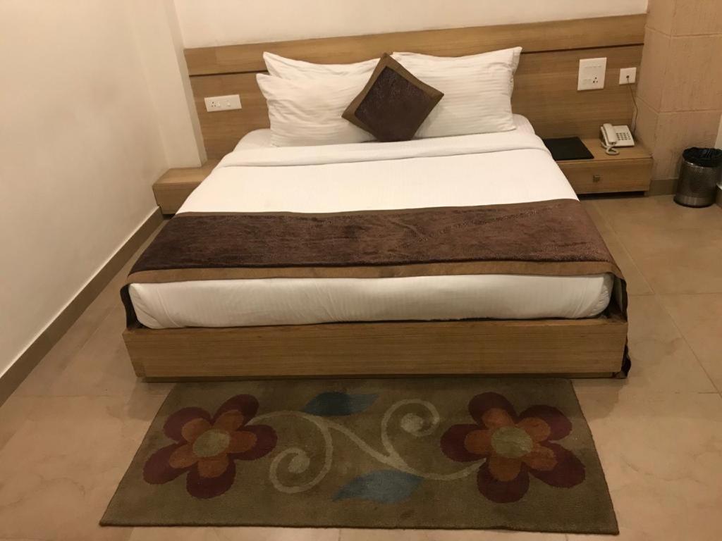 Hotel City Square Hisār Eksteriør billede